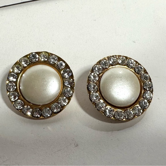 Classic Clip On Simulated Pearl Earrings Encircled w Rhinestones Dressy Look - Picture 2 of 5
